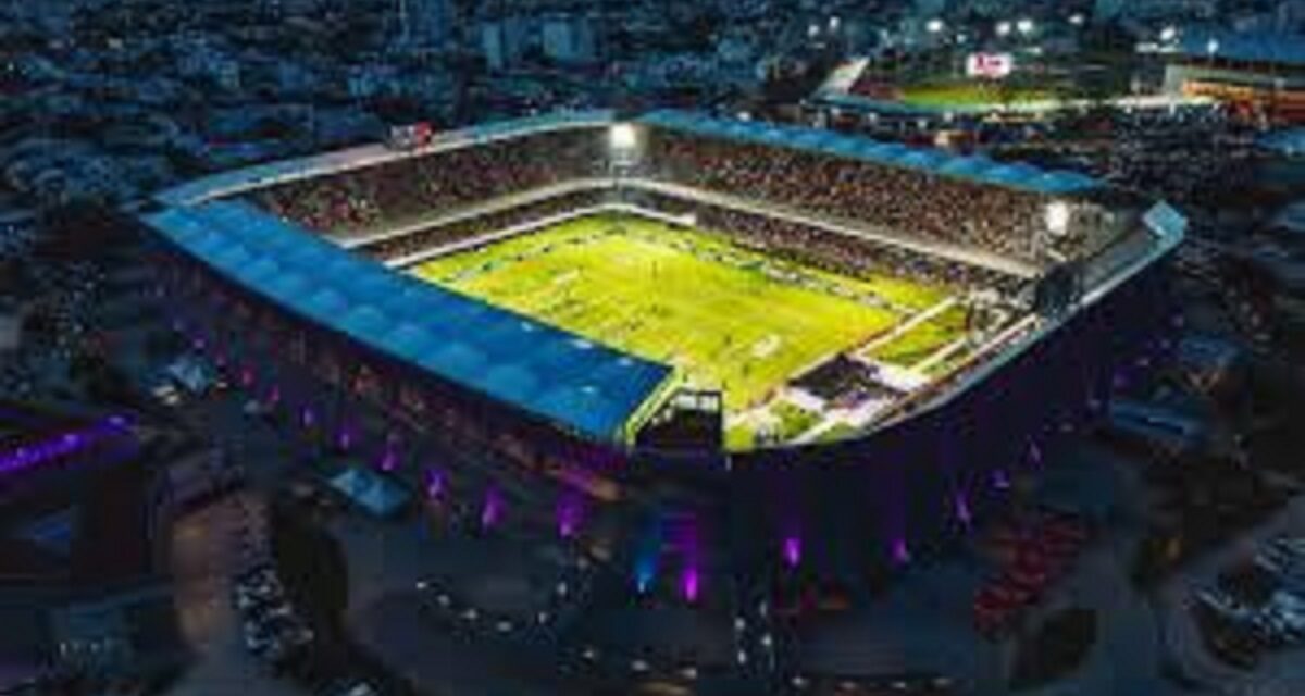 ORFIS revisa obra de remodelación del estadio ‘Pirata Fuente’, Congreso determinará