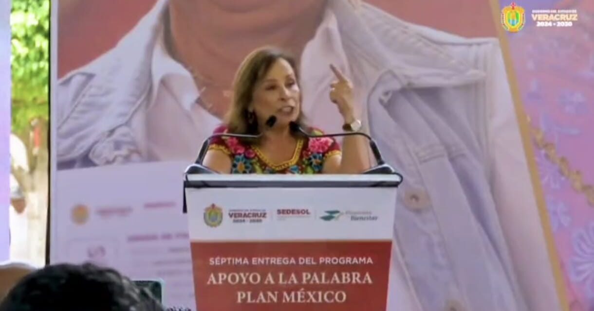 Mujeres que cuidan mujeres: Rocío Nahle entrega Apoyo a la Palabra en Tatahuicapan