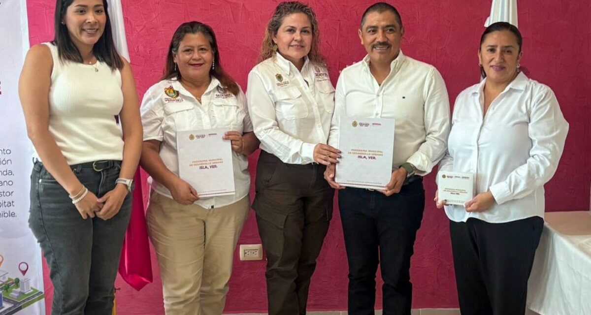 Gobierno de Veracruz impulsa desarrollo urbano en Isla