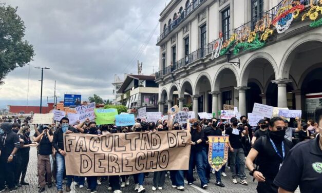 En mexiquito las grandes luchas, surgen de las aulas… pero también las grandes tragedias 