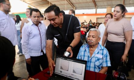 Veracruz y Beneficencia Pública acercan la salud visual y auditiva a quienes más lo necesitan