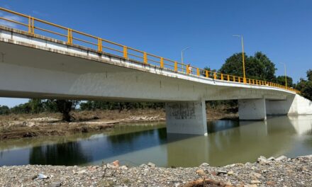 Cierra puente López Portillo en Álamo por daños tras tormenta Raymond