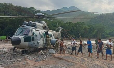 Con 20 aeronaves reparten víviveres a población de zonas incomunicadas en el norte de Veracruz