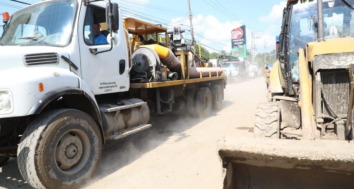 Restablecen camino a Zontecomatlán e Ixhuatlán de Madero, aún 30 comunidades incomunicadas: Nahle