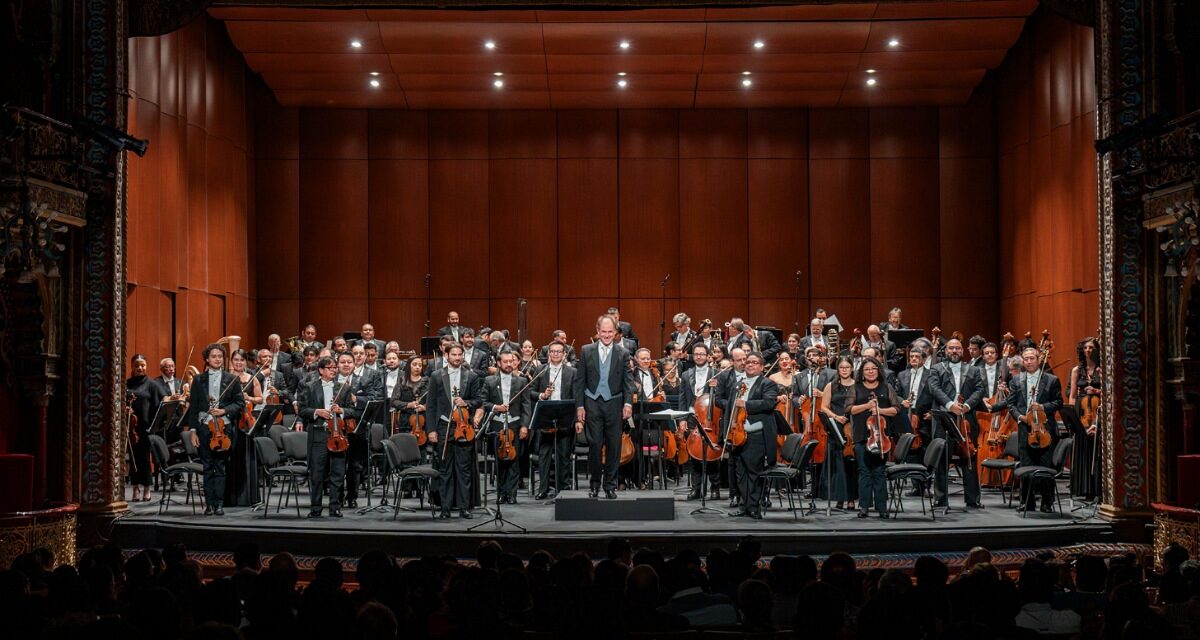 OSX y Javier Camarena brillan en el Cervantino 2025