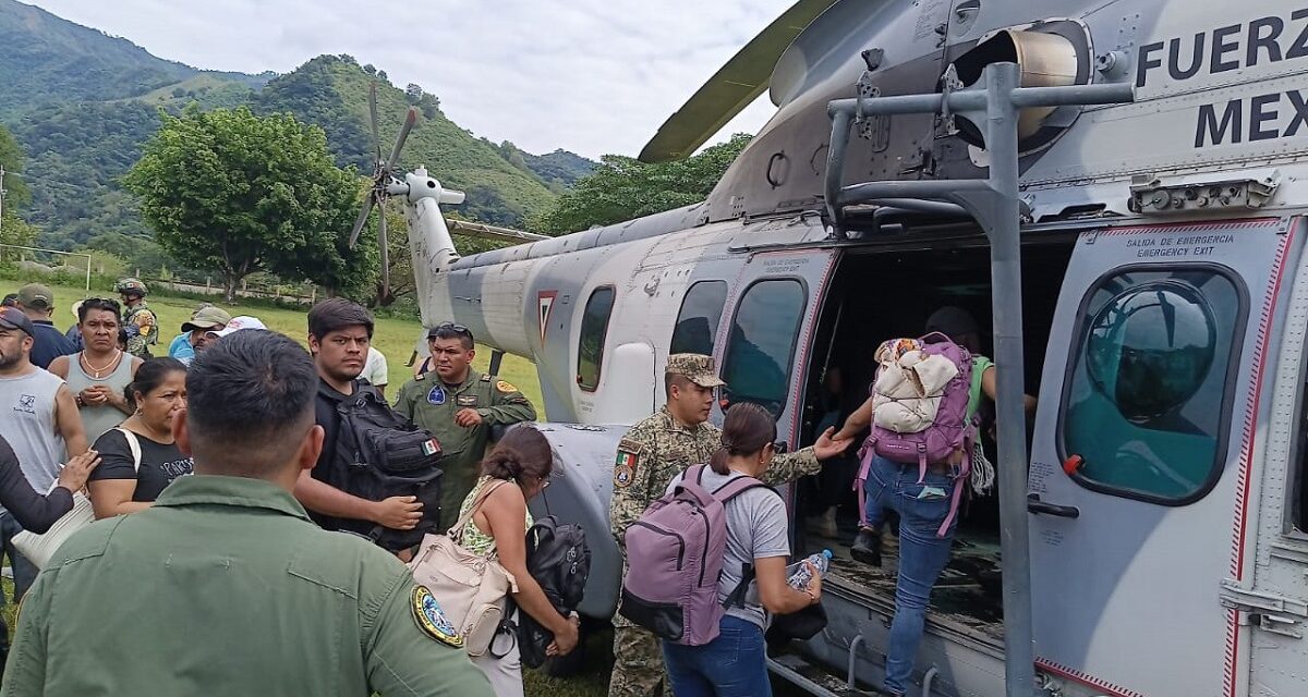 Atiende el Gobierno de México afectaciones en la red carretera de Veracruz