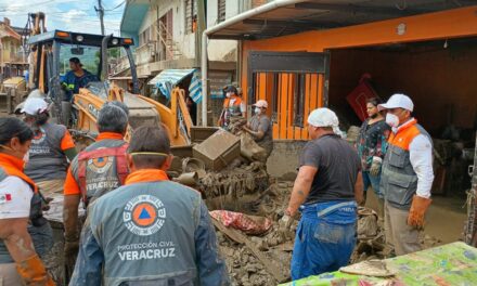 Poza Rica se pone de pie: Gobierno Federal y Estatal activan rescate masivo y apoyos