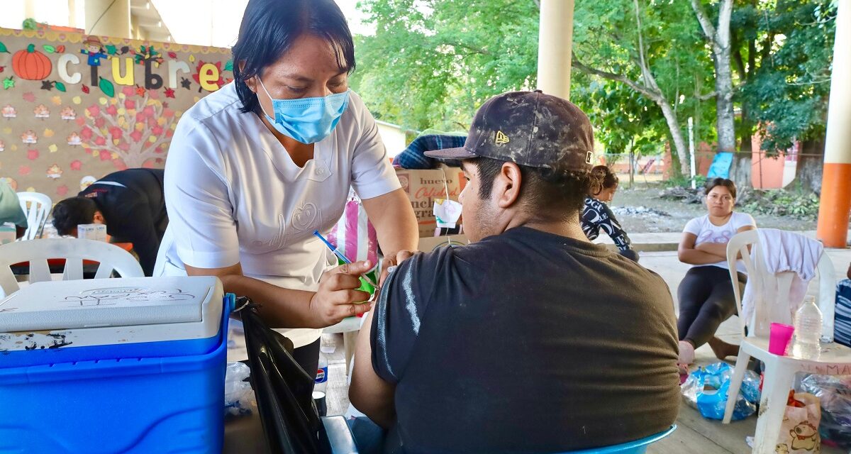 Vacunas, medicamentos y atención médica garantizados a la población de la zona norte