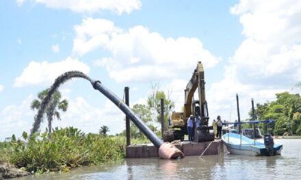 Astrolabio Político