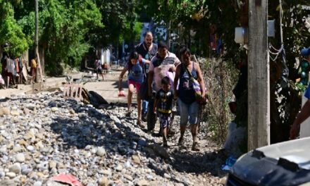 Astrolabio Político