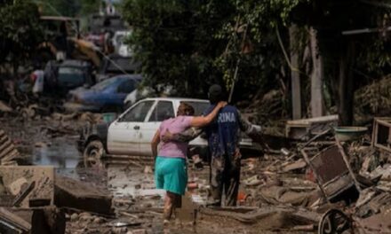 Astrolabio Político