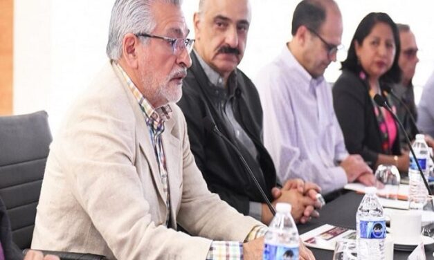 Astrolabio Político