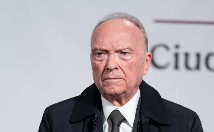 Renuncias en cascada 