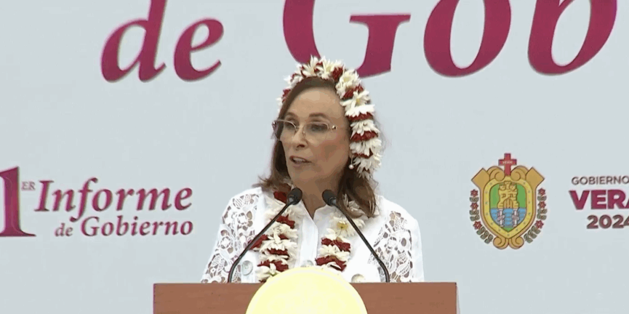 Ante mas de 20 mil asistentes Rocío Nahle presenta su Primer Informe: reforma en materia educativa, reducción histórica de la deuda y rescate del Centro de Xalapa