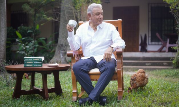 AMLO reaparece para anunciar su nuevo libro “Grandeza”, centrado en los pueblos originarios