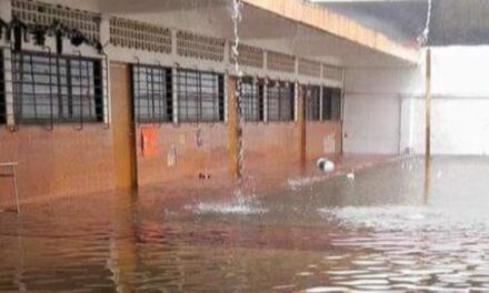 SEV y Ayuntamientos buscan espacios alternativos para retorno a clases en municipios afectados por lluvias