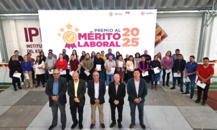 Reconoce IPE a su personal por desempeño, compromiso y vocación de servicio