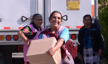 Caravana Abrigando Corazones sigue llevando cobijo y apoyo a familias veracruzanas