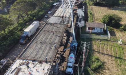 Presenta avances distribuidor vial de acceso al puerto de Veracruz