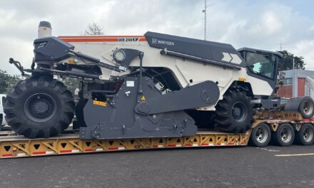 Recibe SICT Veracruz nueva maquinaria para fortalecer segundo tren de repavimentación