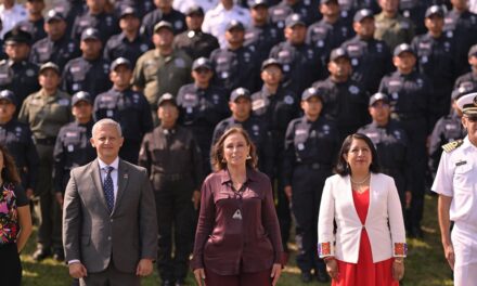 Veracruz está en buenas manos, afirma Gobernadora durante graduación y equipamiento de policías de proximidad