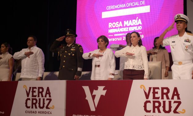 Rosa viene con todo