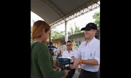 Astrolabio Político