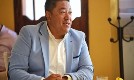 Astrolabio Político