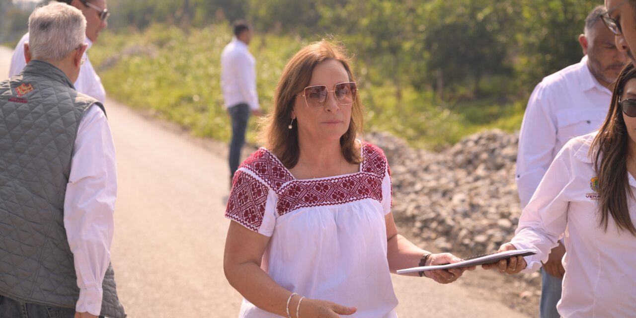 Obra por obra y en territorio, Rocío Nahle verifica la calidad de carreteras