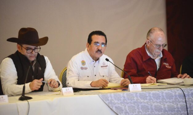 Federación y Estado cierran filas para proteger la ganadería contra el gusano barrenador