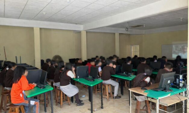 SEV promueve la salud emocional en estudiantes de Zongolica