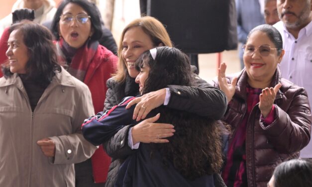 Con enfoque humanista, Rocío Nahle inicia entrega de útiles escolares a municipios afectados de la zona norte