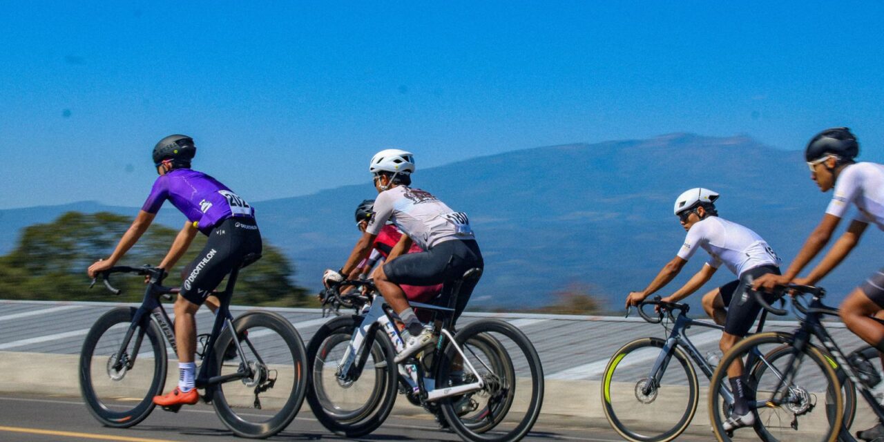 Veracruz define a sus mejores ciclistas en la etapa estatal rumbo a la Olimpiada Nacional