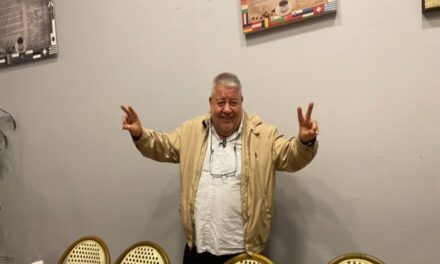 Astrolabio Político