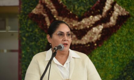 Más de 650 docentes veracruzanos aspiran a la Medalla Maestro Altamirano