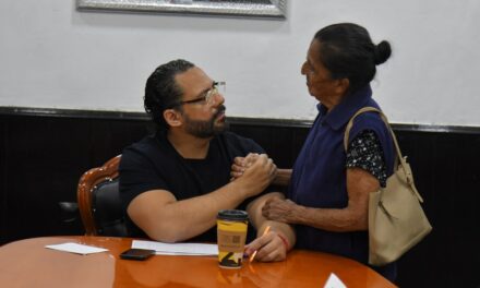 “El pueblo, el pueblo, el pueblo”: Atiende Pedro Miguel Rosaldo personalmente a más de 550 ciudadanos en Coatzacoalcos