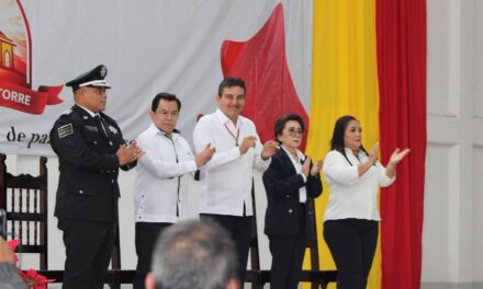 Alcalde de Vega de Alatorre Felipe Mata impide que síndica única tome posesión de su cargo