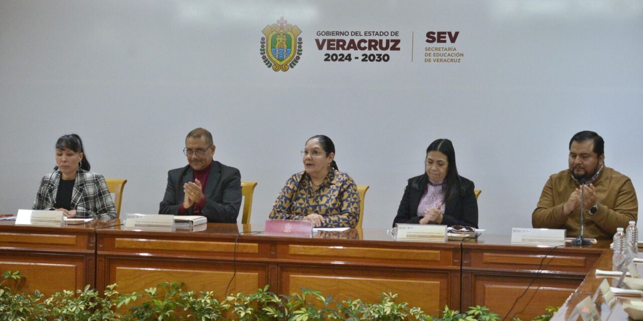 Evalúa SEV avances del programa POR TI y reafirma su compromiso con la educación en 2026