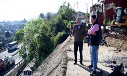 Astrolabio Político