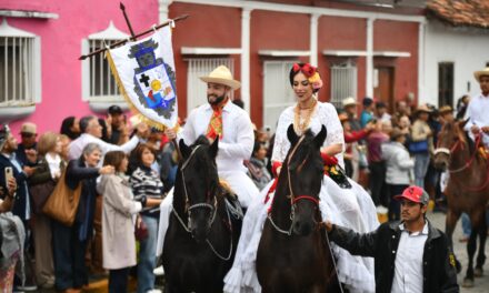 Con la Cabalgata tradicional, Tlacotalpan da inicio a la edición 249 de la Candelaria