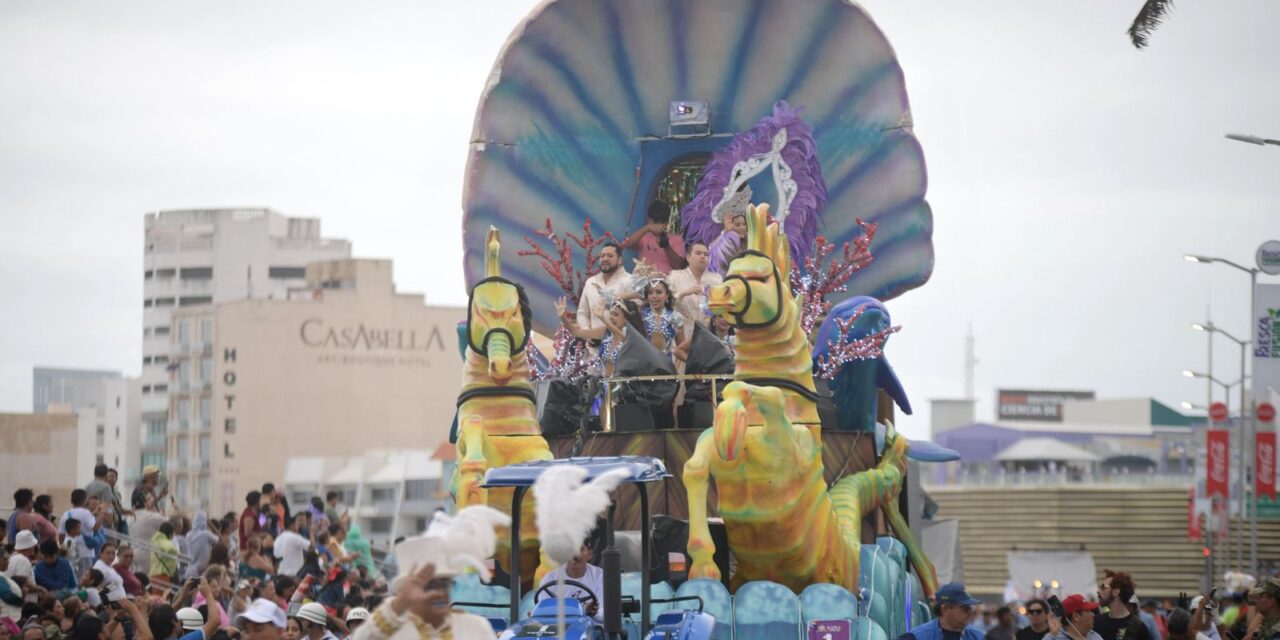 Fiestas carnestolendas fortalecen tradiciones y turismo en Veracruz