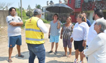 De la audiencia a la acción: Pedro Miguel Rosaldo cumple y lleva maquinaria a las colonias