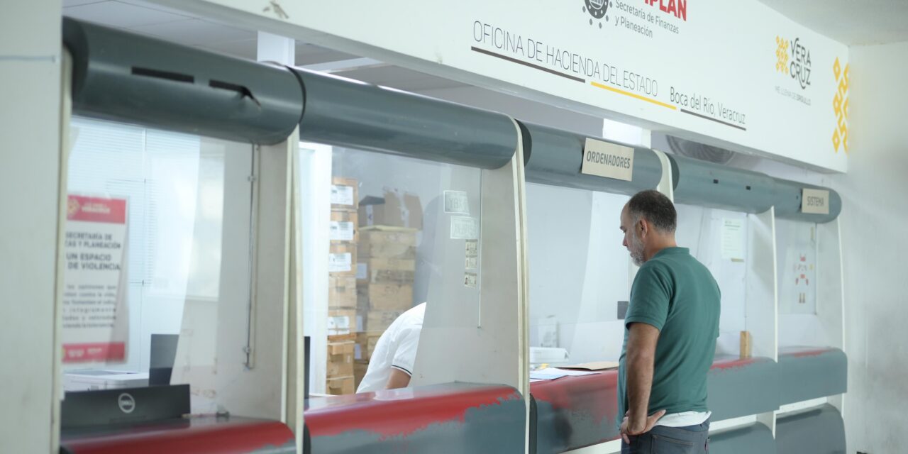 Digitalización mejora experiencia en módulos de licencias en Veracruz: Sefiplan