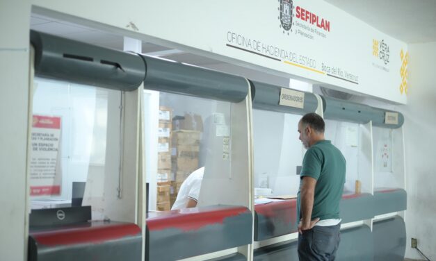 Digitalización mejora experiencia en módulos de licencias en Veracruz: Sefiplan