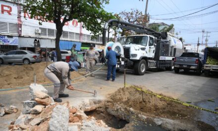 Gobierno del Estado respalda a Coatzacoalcos con unidades Vactor para rehabilitación integral de drenajes sanitarios