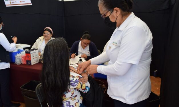 Refuerzan esquema de vacunación en oficinas centrales de la SEV