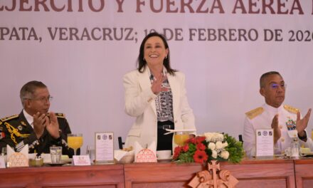 Reconoce Rocío Nahle respaldo del Ejército Mexicano a familias veracruzanas durante contingencia