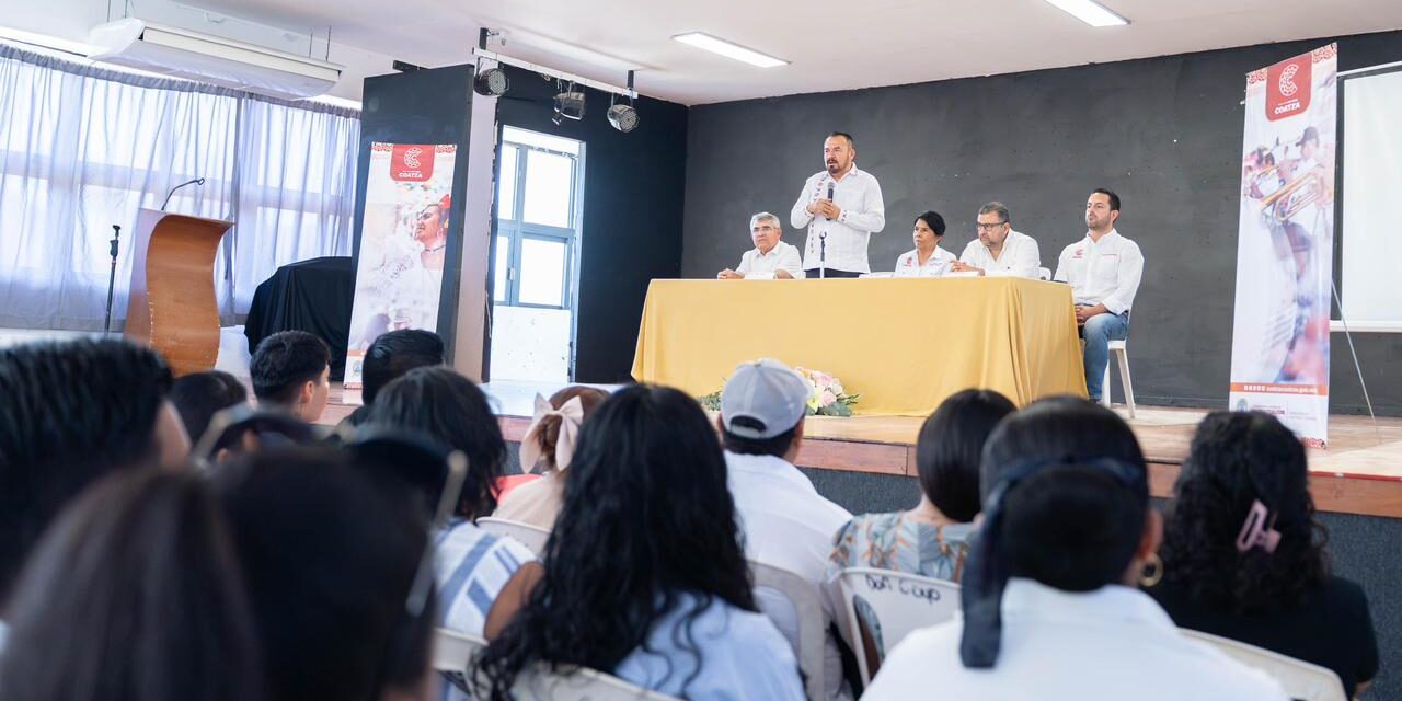 Incrementa SECTUR la competitividad turística de Coatzacoalcos mediante capacitación del sector