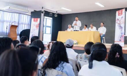 Incrementa SECTUR la competitividad turística de Coatzacoalcos mediante capacitación del sector