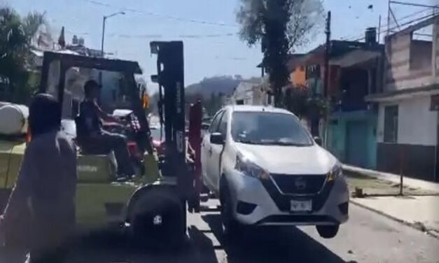 Astrolabio Político